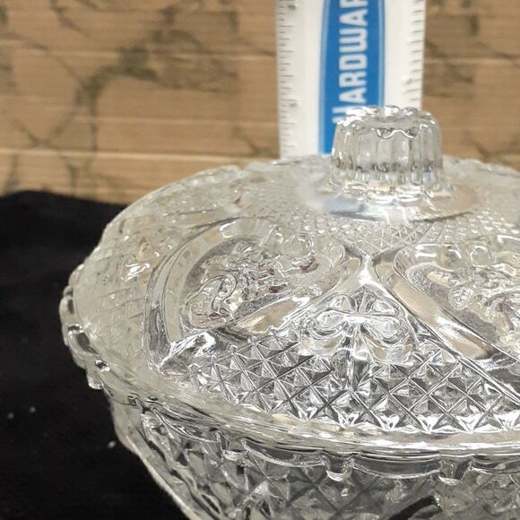 Vintage KIG Malaysia Depression Style 5"Glass Candy Nut Dish w Lid Rose & Heart. - Picture 7 of 7